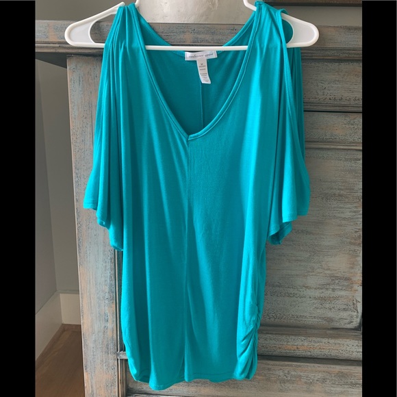 Cold Shoulder Tahitian Green Top Excellent Used Condition! - Picture 1 of 9